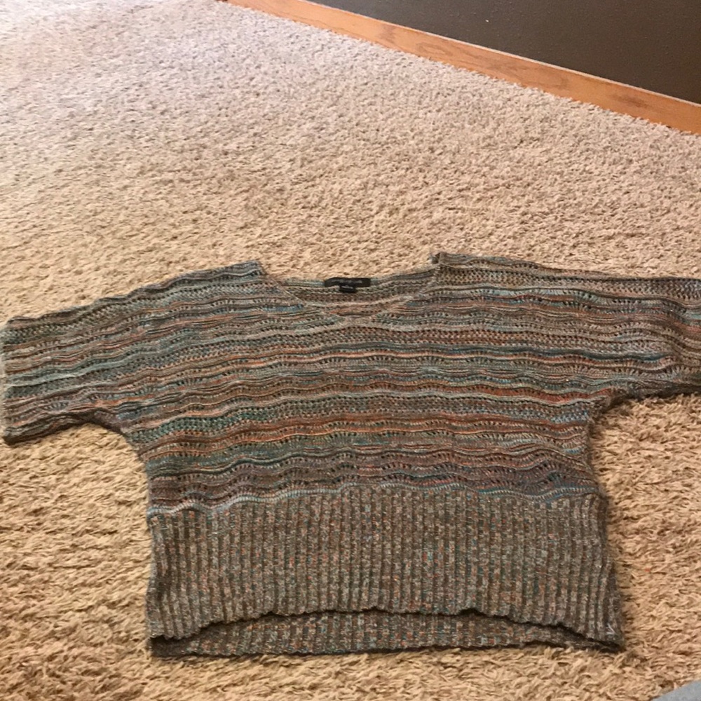 Beautiful short sleeve sweater, multi color